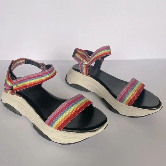 Gianni Bini Rainbow platform sandals size 8 - Picture 3 of 9